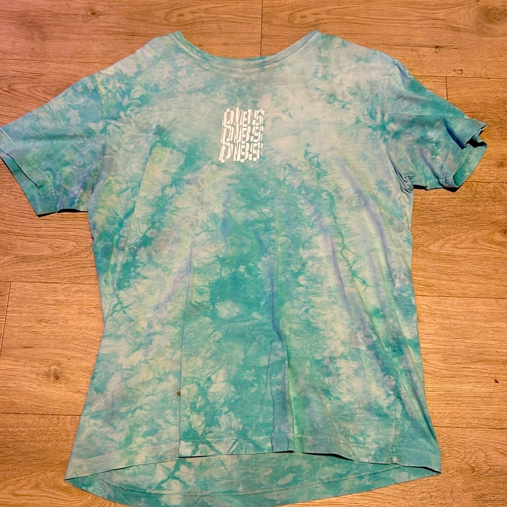Men’s large Dibbs tee shirt